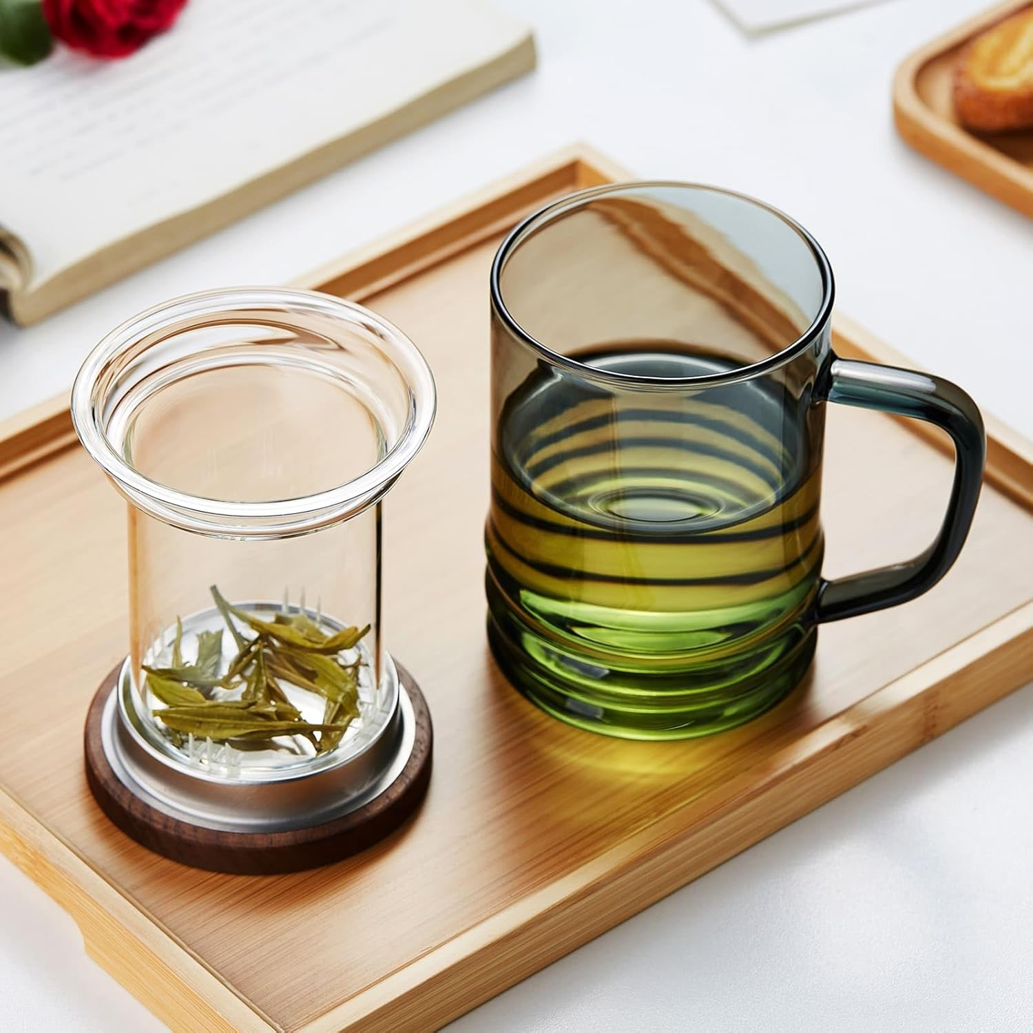 Luxury Glass Tea Infuser Mug with Bamboo Lid - Image 3